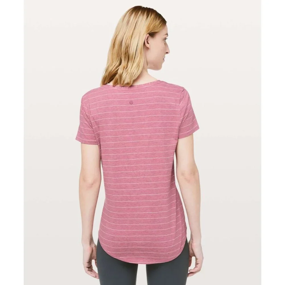 Lululemon Love V-Neck Curved Hem Athleisure Pima Cotton Short Sleeve Tee Shirt 6 - Picture 4 of 9
